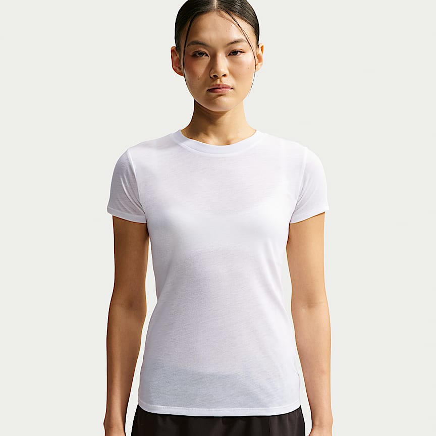 Nike x Jacquemus Short-Sleeve T-Shirt. Nike SG